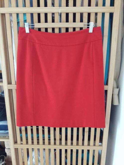 Mooie kwaliteits rok San Martino. Maat 40. Tot op of net ond, Vêtements | Femmes, Jupes, Comme neuf, Taille 38/40 (M), Rouge, Sous le genou