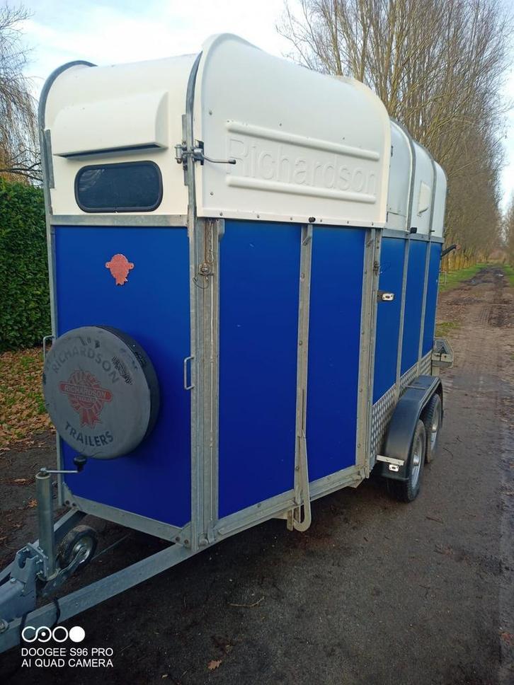 2 paardstrailer van het merk Richardson, Dieren en Toebehoren, Paarden en Pony's | Trailers en Aanhangwagens, Zo goed als nieuw