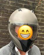 Moto helm, Motoren, Ophalen