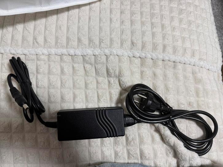 XP Power AEL60US15 Interne AC/DC Voeding (Open Frame), Computers en Software, Laptop-opladers, Nieuw, Ophalen of Verzenden