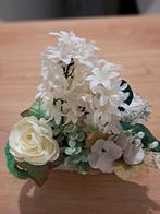 Stenen potje met zijden bloemen, Ophalen