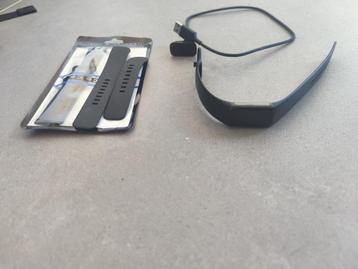 Fitbit Charge 5 + Large bandje beschikbaar voor biedingen
