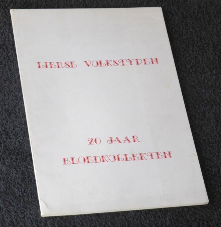 Lierse volkstypen (Jos Callaert), Boeken, Kunst en Cultuur | Beeldend, Gelezen, Schilder- en Tekenkunst, Ophalen of Verzenden