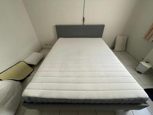 bed + matras + topmatras, Huis en Inrichting, Slaapkamer | Bedden, Gebruikt, Tweepersoons, 160 cm, 200 cm, Hout, Grijs, Ophalen