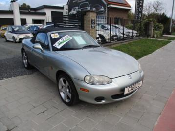 Mazda MX-5 1600i 110cv Argent & Bleu Cuir Alu en bel état