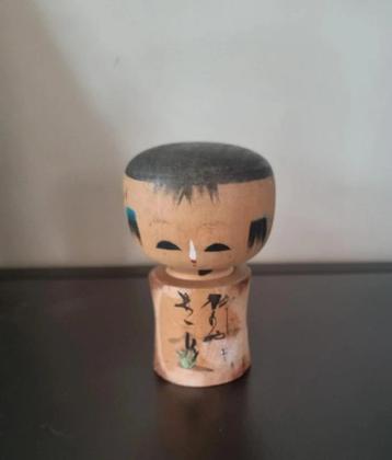 Leuke Kokeshi beschikbaar voor biedingen
