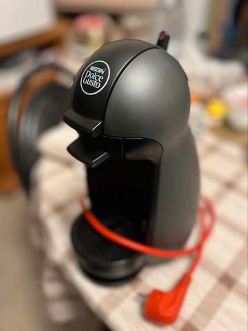 Gevraagd/Gezocht Dolce Gusto Piccolo beschikbaar voor biedingen