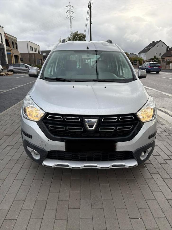 Dacia Dokker Stepway, Auto's, Dacia, Particulier, Dokker, Airbags, Airconditioning, Bluetooth, Centrale vergrendeling, Dakrails