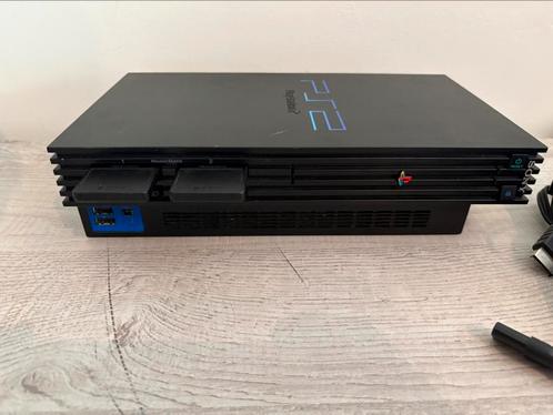 Ps 2 met veel games en controler, Games en Spelcomputers, Spelcomputers | Sony PlayStation 2, Zo goed als nieuw, Ophalen