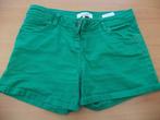 groene jeansshort in maat 36, Kleding | Dames, Broeken en Pantalons, Kort, Ophalen of Verzenden, Zo goed als nieuw, Clockhouse
