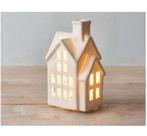 Portland - Led Verlicht Wit Huisje 12CM kerst deco kerstdorp, Diversen, Ophalen of Verzenden, Nieuw