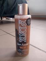 Victoria's Secret pink sunkissed vacay shimmer body oil, Handtassen en Accessoires, Uiterlijk | Lichaamsverzorging, Ophalen of Verzenden