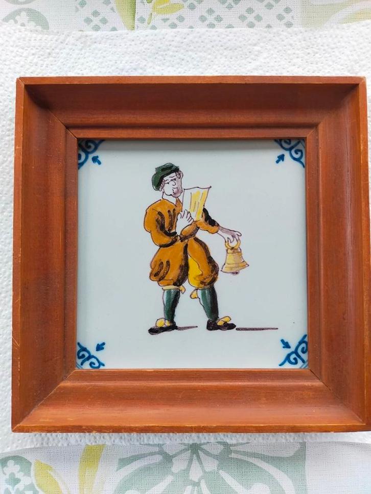 Tichelaar Makkum tegel de omroeper., Antiek en Kunst, Antiek | Wandborden en Tegels, Ophalen