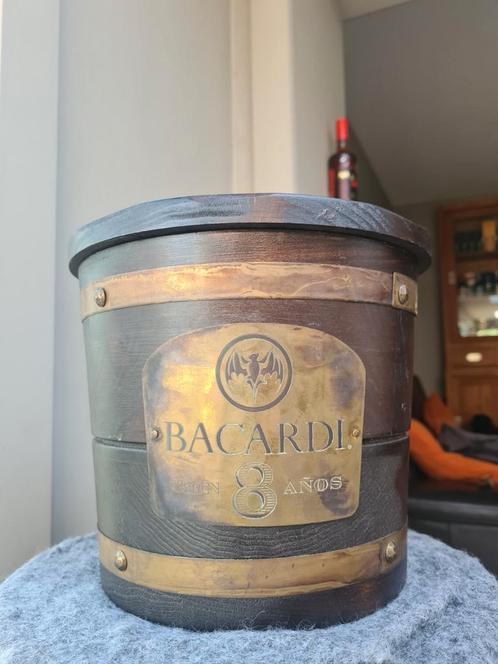 Bacardi 8 anos vintage houten ijsemmer, Verzamelen, Merken en Reclamevoorwerpen, Ophalen of Verzenden