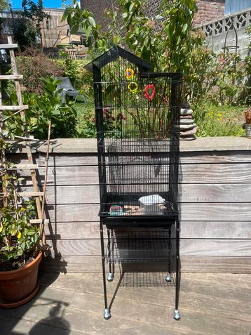 Grande cage sur pied pour oiseaux, Enlèvement, Utilisé, Métal, Cage à oiseaux