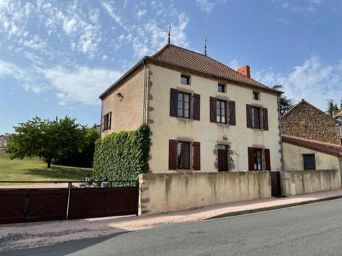 Prachtig volledig gerenoveerd en gemeubileerd statig huis ui, Immo, Étranger, France, Maison d'habitation, Village