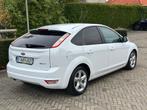 Ford focus 1.6 diesel jaar 2011 met airco, Auto's, Ford, Focus, Zwart, 1600 cc, Wit