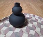 Kleine zwarte vaas, Huis en Inrichting, Woonaccessoires | Vazen, Ophalen, Zo goed als nieuw, Zwart