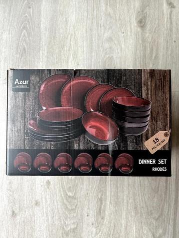 Zeer mooi tafelservies „Bordeaux” 18 stuks nieuw - 65€ beschikbaar voor biedingen