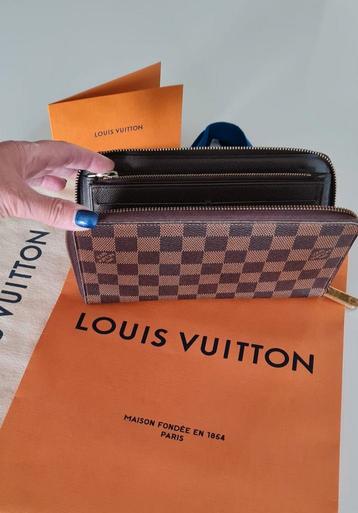 Louis Vuitton Zippy Organizer N60003 beschikbaar voor biedingen