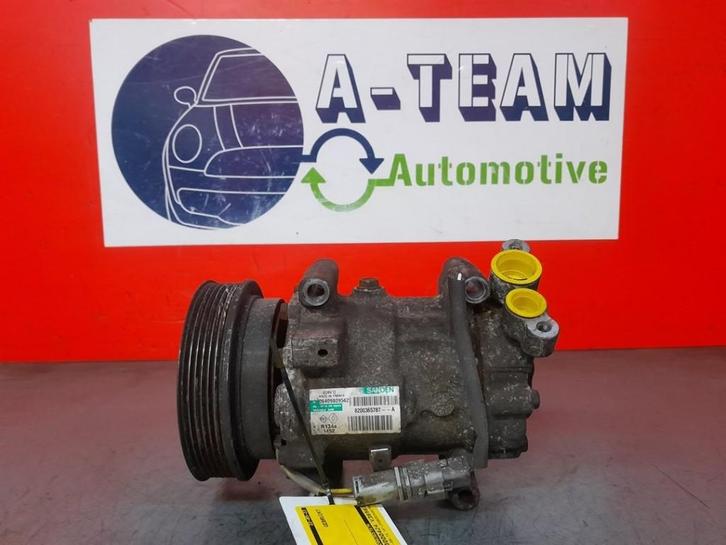 AIRCO POMP Renault Modus / Grand Modus (JP) (8200365787A), Auto-onderdelen, Airco en Verwarming, Renault, Gebruikt