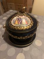 Porseleinen bonbonniere, Antiek en Kunst, Ophalen