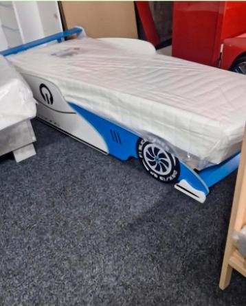 Lits enfant garçon +matelas casi neuf, Enlèvement ou Envoi, Comme neuf, Matelas
