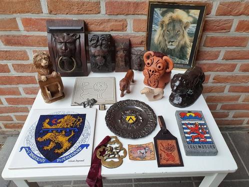 figurines de lions, Collections, Statues & Figurines, Utilisé, Animal, Enlèvement ou Envoi