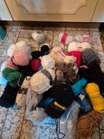 Doos breigaren, Diversen, Rommelmarktspullen, Ophalen of Verzenden, Zo goed als nieuw