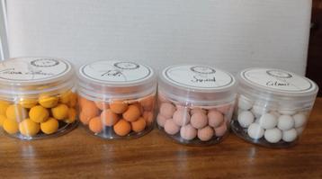 Vier doosjes pop ups. Verschillende flavors. Ongeopend. beschikbaar voor biedingen