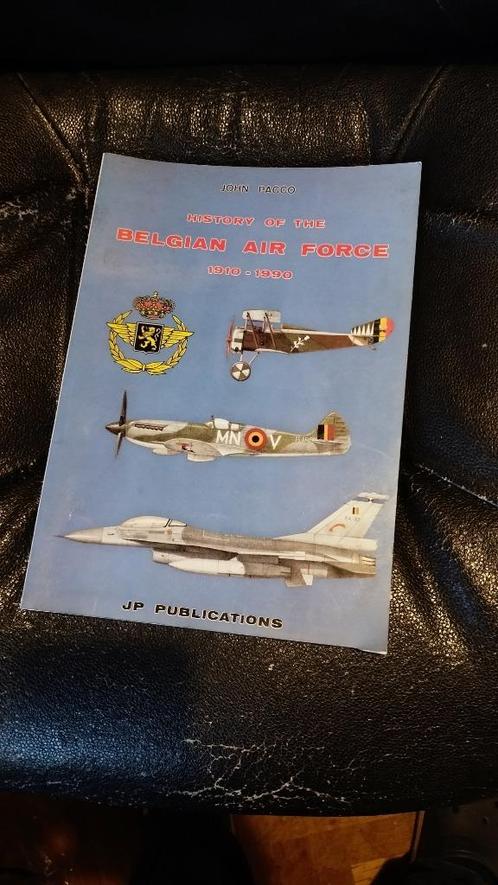 History of the Belgian Air Force 1910-1990 en FR et ANGL, Boeken, Oorlog en Militair, Zo goed als nieuw, Luchtmacht, Niet van toepassing