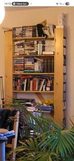 Boekenkast hout met ruimte voor CD's  210x110x25cm, Huis en Inrichting, Ophalen, Met plank(en), Gebruikt, 100 tot 150 cm