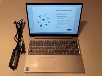 Lenovo ideapad 330S-15IKB beschikbaar voor biedingen