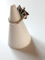Sieraden, Handtassen en Accessoires, Ringen, 20 of groter, Ophalen of Verzenden, Zo goed als nieuw, Met edelsteen