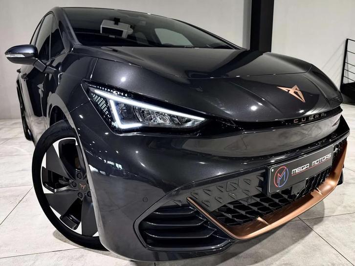 CUPRA Born 204CV 62KWh !26.467KM !CAMERA CARPLAY NAVi JA19", Autos, Cupra, Entreprise, Achat, Born, ABS, Caméra de recul, Régulateur de distance