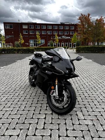 Yamaha R9 beschikbaar voor biedingen