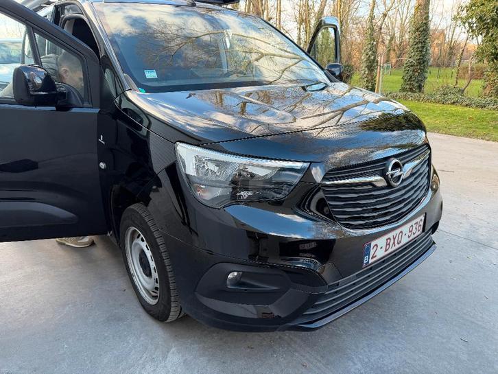Opel Combo 1.5 L1H1 3 PLACES TVA TOWBAR NAVI, Autos, Opel, Particulier, Combo Tour, Ordinateur de bord, Cruise Control, Rétroviseurs électriques