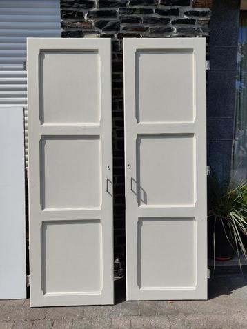 houten kastdeuren ( van ingemaakte kasten ) ( 4 stuks ) beschikbaar voor biedingen