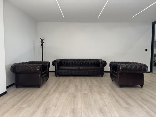 Chesterfield set, Zakelijke goederen, Kantoor en Winkelinrichting | Kantoormeubilair en Inrichting, Inrichting, Aankleding binnen