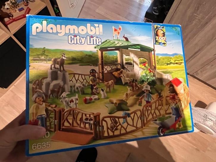 Zoo van playmobil met heel veel dieren, niet van alles foto, Kinderen en Baby's, Speelgoed | Playmobil, Zo goed als nieuw, Complete set