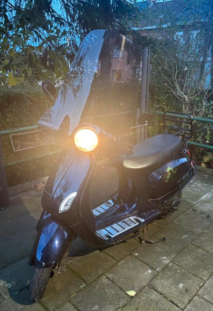 Brommer Killerbee VXL, Fietsen en Brommers, Snorfietsen en Snorscooters, Zo goed als nieuw, Ophalen