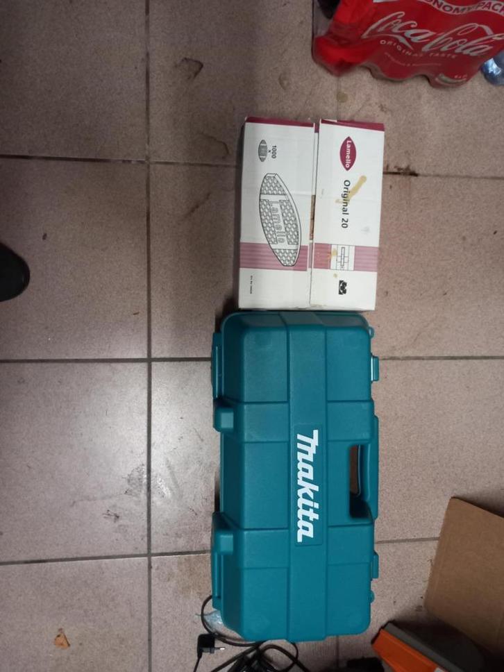 Lotje bouwgereedschap, Doe-het-zelf en Bouw, Gereedschap | Overige machines, Zo goed als nieuw, Ophalen