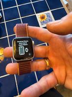 Apple Watch SE 40 mm, Enlèvement ou Envoi, Utilisé, IOS, Apple Watch