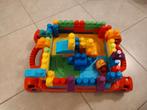 Pakket babyspeelgoed (mega bloks - taf toys - ...), Ophalen, Zo goed als nieuw
