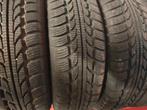Winterbanden 155/65r14 Hankook 30€ per stuk met plaatsen, Ophalen of Verzenden