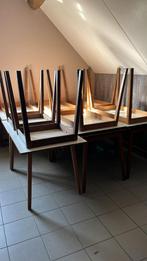 GRATIS tafels op te halen in LARUM (Geel), Huis en Inrichting, Tafels | Eettafels, Ophalen, Zo goed als nieuw, 50 tot 100 cm, 50 tot 100 cm