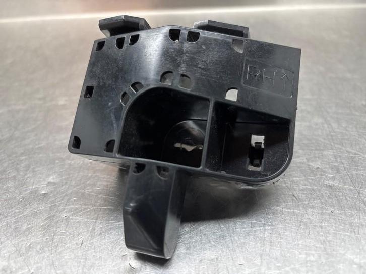 SUPPORT PARE-CHOCS ARRIÈRE DROIT Leaf (ZE1) (|852285SH0A|), Autos : Pièces & Accessoires, Suspension & Châssis, Nissan, Utilisé