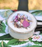 boite a pilule ronde porcelaine decor galants, Ophalen of Verzenden