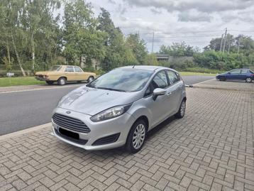 Ford Fiesta 1.0 - Airco - Keuring/ Carpass - Garantie 1 jaar beschikbaar voor biedingen