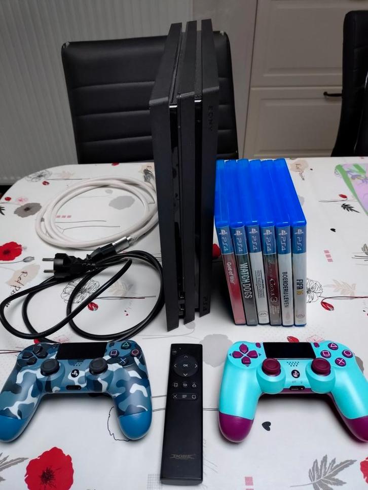 PS4 pro met 2 controllers 1 media remote en 6 games, Consoles de jeu & Jeux vidéo, Consoles de jeu | Sony PlayStation 4, Pro, Avec 2 manettes
